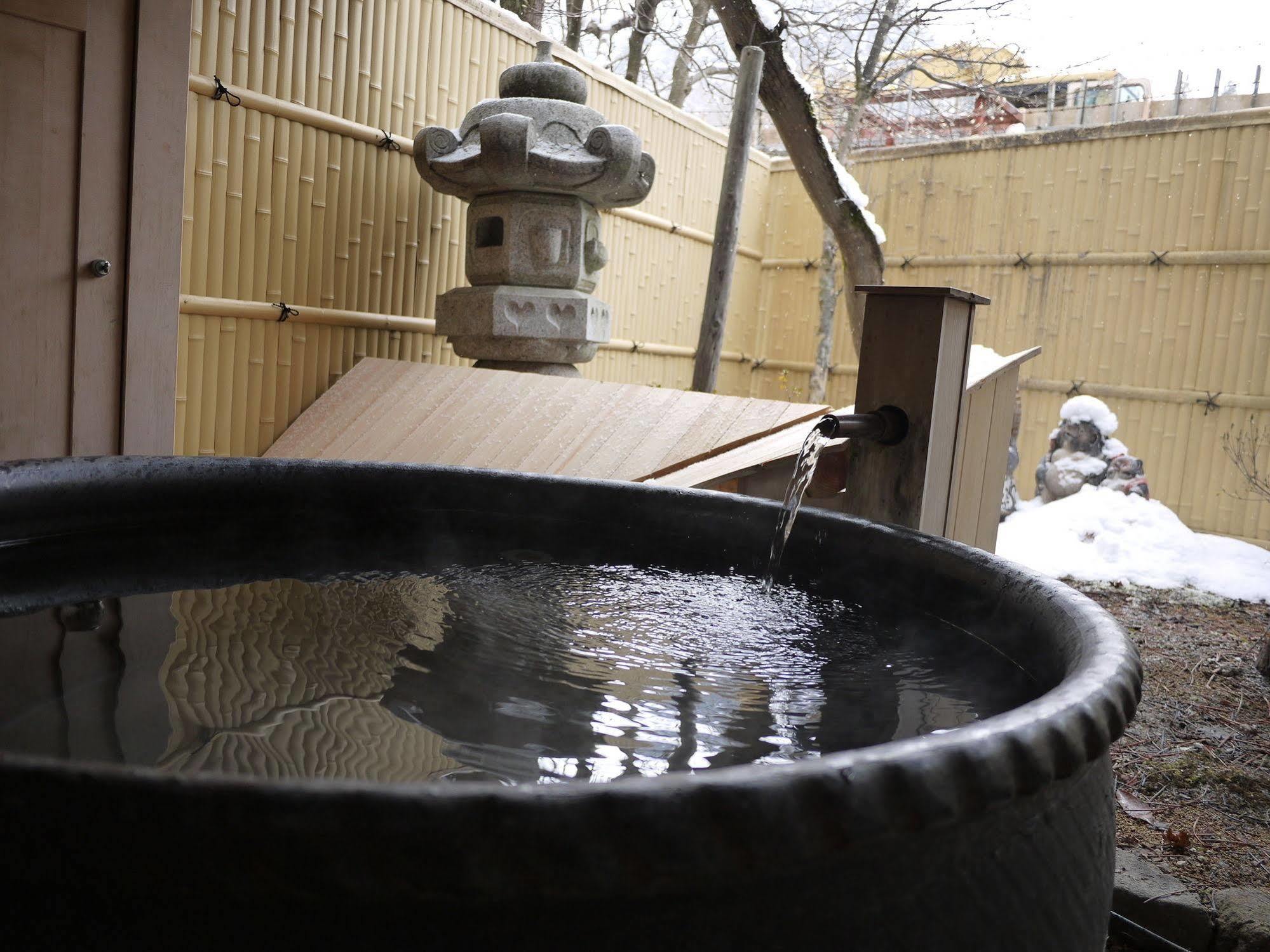 Oyado Hachibei Hotel Takayama  Luaran gambar